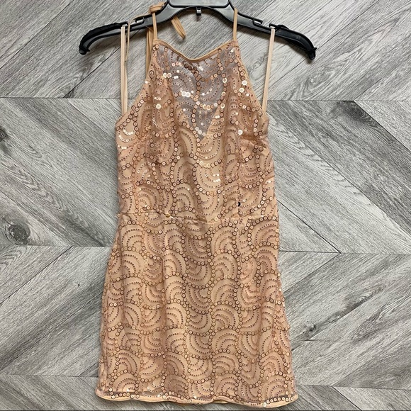 About Us | Revolve Jane Sequin Dress In Peach NEW - Picture 6 of 15